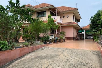 6 Bedroom House for sale in Sala Thammasop, Bangkok