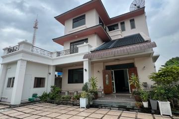7 Bedroom House for rent in Khlong Chaokhun Sing, Bangkok near MRT Mahatthai