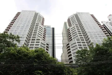 3 Bedroom Condo for rent in Prasanmitr Thani Tower, Khlong Toei Nuea, Bangkok near MRT Sukhumvit