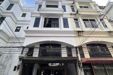 4 Bedroom Commercial for rent in Khlong Tan Nuea, Bangkok near BTS Phrom Phong