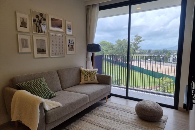 2 Bedroom Condo For Rent