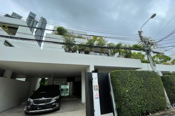 4 Bedroom House for rent in Khlong Toei, Bangkok