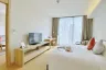 1 Bedroom Apartment for rent in Oakwood Suites Bangkok, Khlong Tan, Bangkok near BTS Phrom Phong