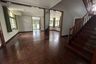 4 Bedroom House for rent in Thung Maha Mek, Bangkok near MRT Lumpini