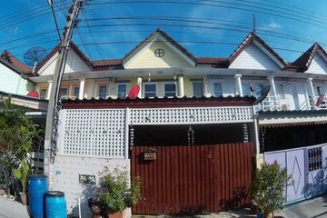 3 Bedroom Townhouse for sale in Baan Mekfa Ville, Thai Ban, Samut Prakan near BTS Sawangkhaniwat