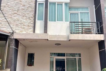 4 Bedroom Townhouse for rent in Gusto Townhome Ramkhamhaeng, Saphan Sung, Bangkok near MRT Rat Phatthana