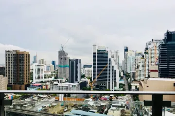 2 Bedroom Condo for sale in The Diplomat 39, Khlong Tan Nuea, Bangkok near BTS Phrom Phong