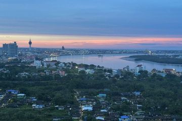 2 Bedroom Condo for sale in Aspire Erawan Prime, Pak Nam, Samut Prakan near BTS Erawan Museum