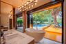 5 Bedroom House for Sale or Rent in Khlong Tan Nuea, Bangkok near Airport Rail Link Ramkhamhaeng