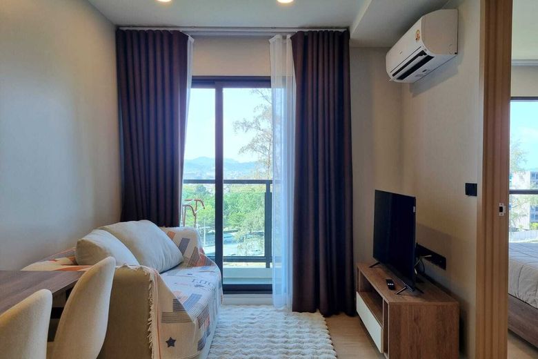 1 Bedroom Condo