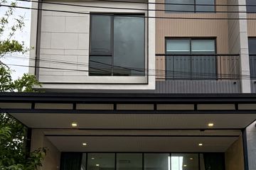 4 Bedroom House for rent in Headquarters Ekamai-Ladprao, Phlapphla, Bangkok