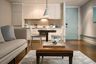 1 Bedroom Condo for rent in Oriental Residence, Lumpini, Bangkok near BTS Ploen Chit