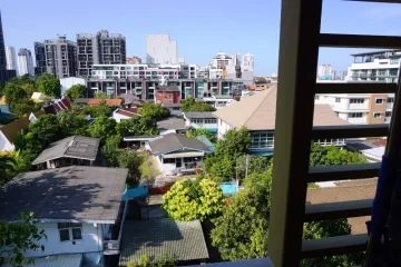 1 Bedroom Condo for sale in Hive Sukhumvit 65, Phra Khanong Nuea, Bangkok near BTS Ekkamai