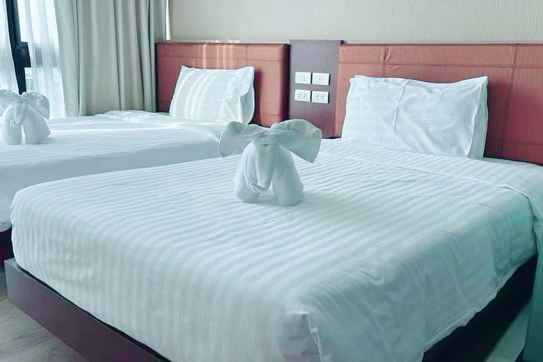 1 Bedroom Condo For Rent