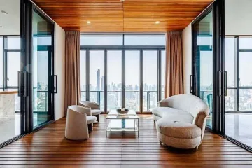 3 Bedroom Condo for sale in The Monument Thong Lo, Khlong Tan Nuea, Bangkok near BTS Thong Lo