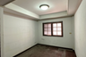 5 Bedroom Townhouse for sale in Rung Rueang Village, Wang Thonglang, Bangkok