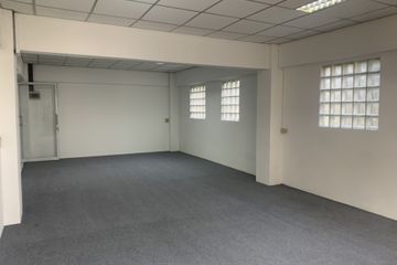 Office for rent in MT&T Building, Phra Khanong Nuea, Bangkok near BTS Phra Khanong