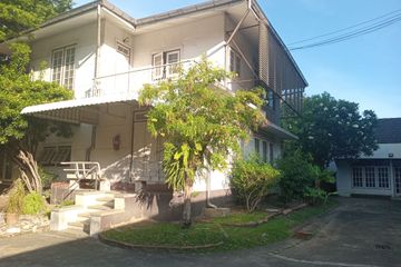 4 Bedroom House for rent in Thung Maha Mek, Bangkok near MRT Khlong Toei