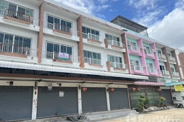 3 Bedroom Townhouse for sale in Samae Dam, Bangkok