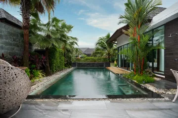 2 Bedroom Villa for Sale or Rent in The Lake House, Si Sunthon, Phuket
