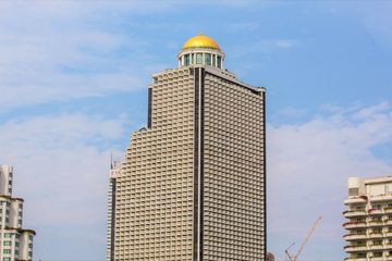 1 Bedroom Condo for rent in Nusa State Tower Condominium, Silom, Bangkok near BTS Surasak