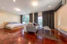 3 Bedroom Townhouse for rent in Yan Nawa, Bangkok