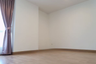 2 Bedroom Condo for sale in Regent Home 9 Sukhumvit 64, Bang Chak, Bangkok near BTS Punnawithi