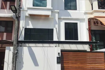 3 Bedroom Townhouse for rent in Banyan Villa, Chalong, Phuket