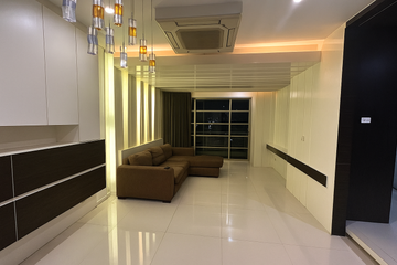 2 Bedroom Condo for sale in Baan Klang Krung Siam - Pathumwan, Thanon Phetchaburi, Bangkok near BTS Ratchathewi