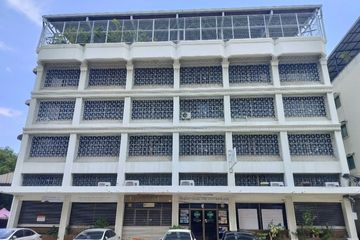 Office for rent in Sam Sen Nok, Bangkok near MRT Ratchadaphisek