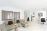 2 Bedroom Condo for rent in Sunset plaza karon, Karon, Phuket