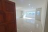 4 Bedroom Townhouse for Sale or Rent in Bang Phong Pang, Bangkok