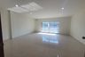 4 Bedroom Townhouse for Sale or Rent in Bang Phong Pang, Bangkok