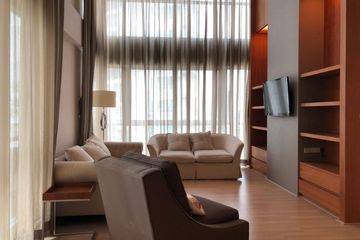 2 Bedroom Condo for rent in The Rajdamri, Pathum Wan, Bangkok near BTS Ratchadamri