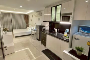 1 Bedroom Condo for sale in Wong Amat Tower, Na Kluea, Chonburi