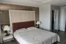 1 Bedroom Condo for sale in Nusa State Tower Condominium, Silom, Bangkok near BTS Surasak