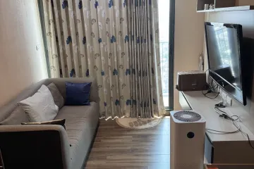 1 Bedroom Condo for sale in Fuse Sathorn - Taksin, Bang Lamphu Lang, Bangkok near BTS Wongwian Yai