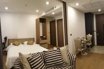 1 Bedroom Condo for rent in Ashton Chula-Silom, Si Phraya, Bangkok near MRT Sam Yan