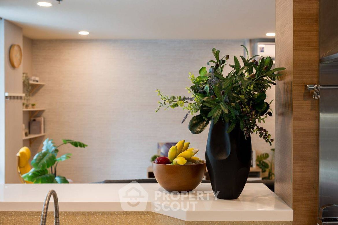 Watthana, Bangkok - Photo 2