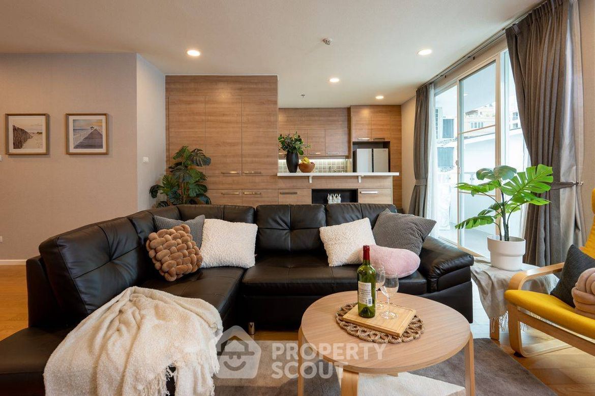 Watthana, Bangkok - Photo 3