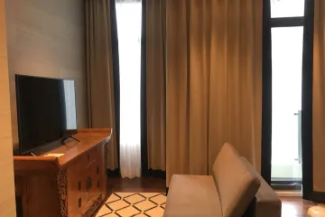 1 Bedroom Condo for Sale or Rent in The Diplomat 39, Khlong Tan Nuea, Bangkok near BTS Phrom Phong