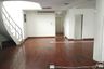 4 Bedroom Office for rent in Saphan Sung, Bangkok