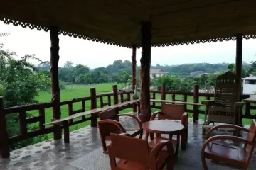 6 Bedroom House for sale in Mae Raem, Chiang Mai