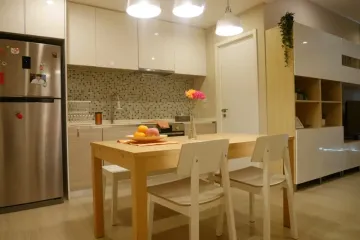 1 Bedroom Condo for rent in The Room Sukhumvit 21, Khlong Toei Nuea, Bangkok near MRT Sukhumvit