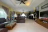 7 Bedroom House for sale in San Kamphaeng, Chiang Mai