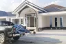 3 Bedroom House for sale in Baan Wang Nam Rin, San Phak Wan, Chiang Mai