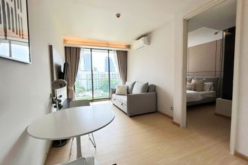 1 Bedroom Condo for rent in Via 49, Khlong Tan Nuea, Bangkok near BTS Phrom Phong