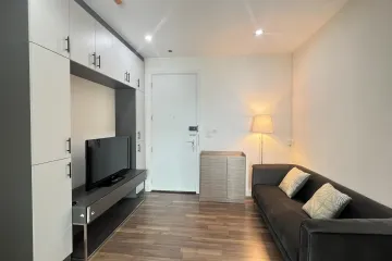 1 Bedroom Condo for rent in The Room Sukhumvit 62, Bang Chak, Bangkok near BTS Punnawithi