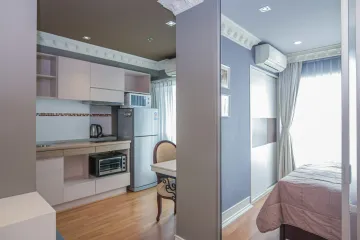 1 Bedroom Condo for Sale or Rent in Lumpini Place Rama 4-Kluaynamthai, Phra Khanong, Bangkok near BTS Ekkamai