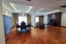 4 Bedroom Apartment for rent in Royal Residence Park, Lumpini, Bangkok near BTS Ratchadamri